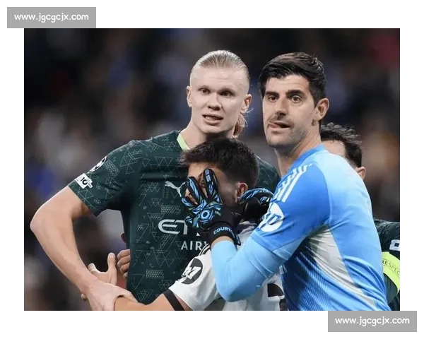 曼城对阵热刺强强对话英超争冠走势引发关注焦点之战战术博弈悬念升级