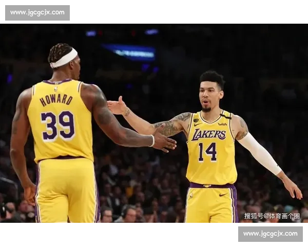 湖人对决热火格林成焦点攻防拉锯引爆全场季后赛舞台谁能主宰走向