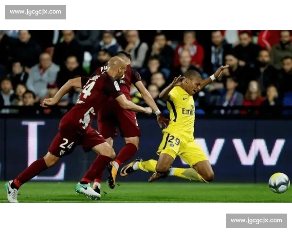 梅斯迎战欧赛尔焦点对决升级法甲争夺走势引发广泛赛季关注