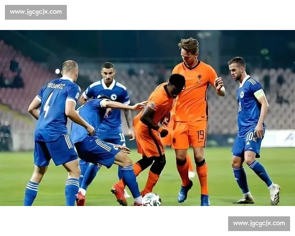 荷兰与匈牙利激战正酣 谁能在欧预赛中占据优势